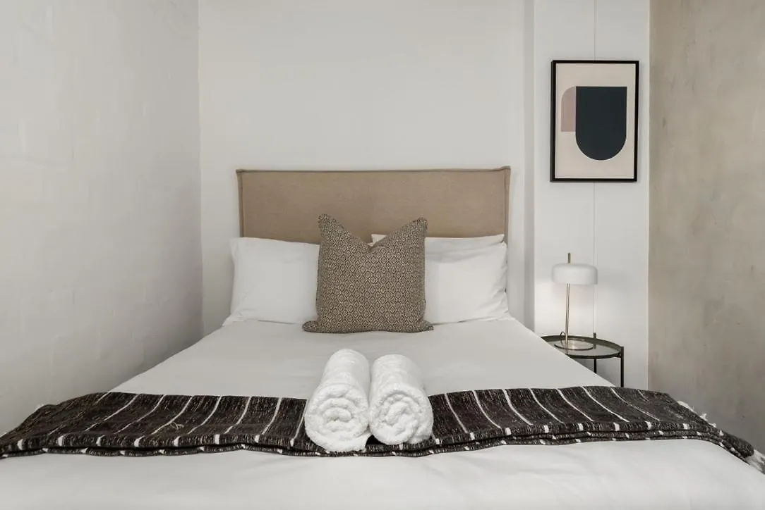 Daire Table Mountain Views & Rooftop Pool Retreat Cape Town Güney Afrika